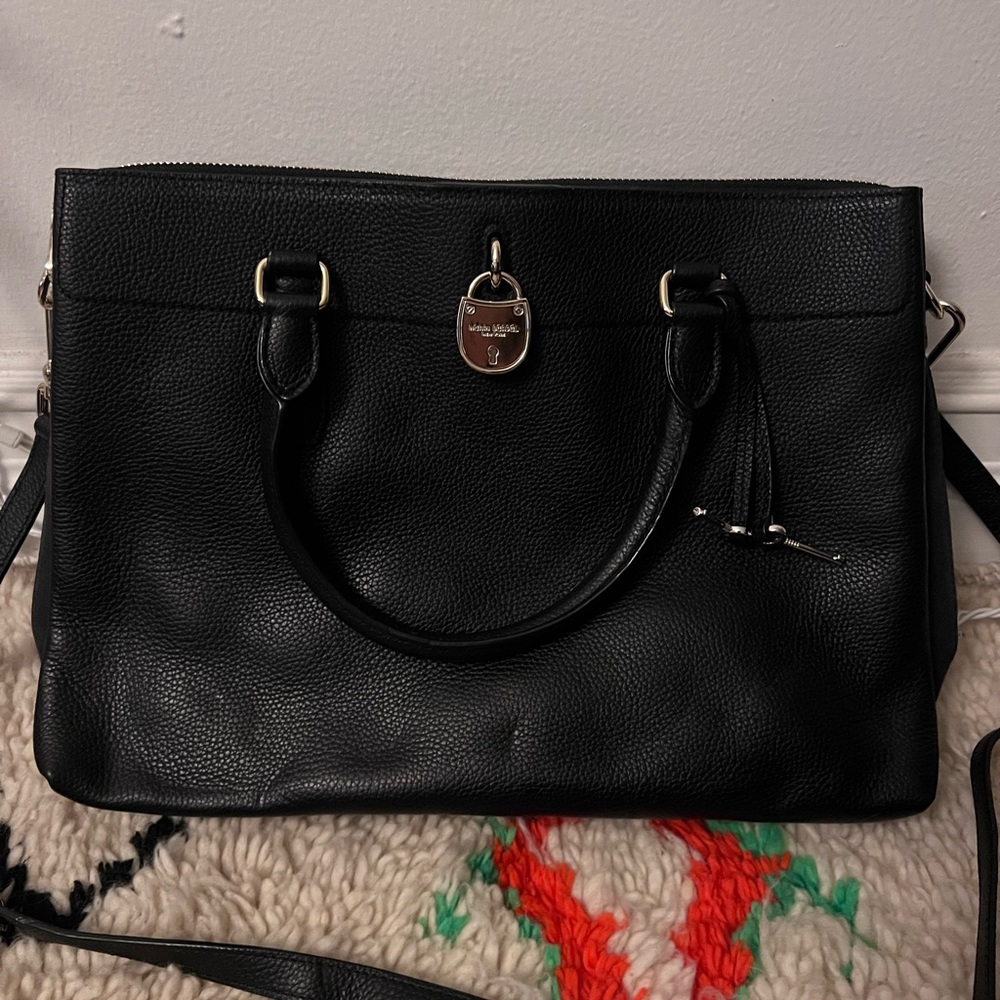 Henri bendel triple compartment bag